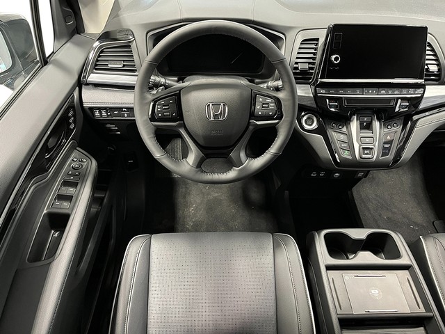 Honda Odyssey Vehicle Full-screen Gallery Image 24