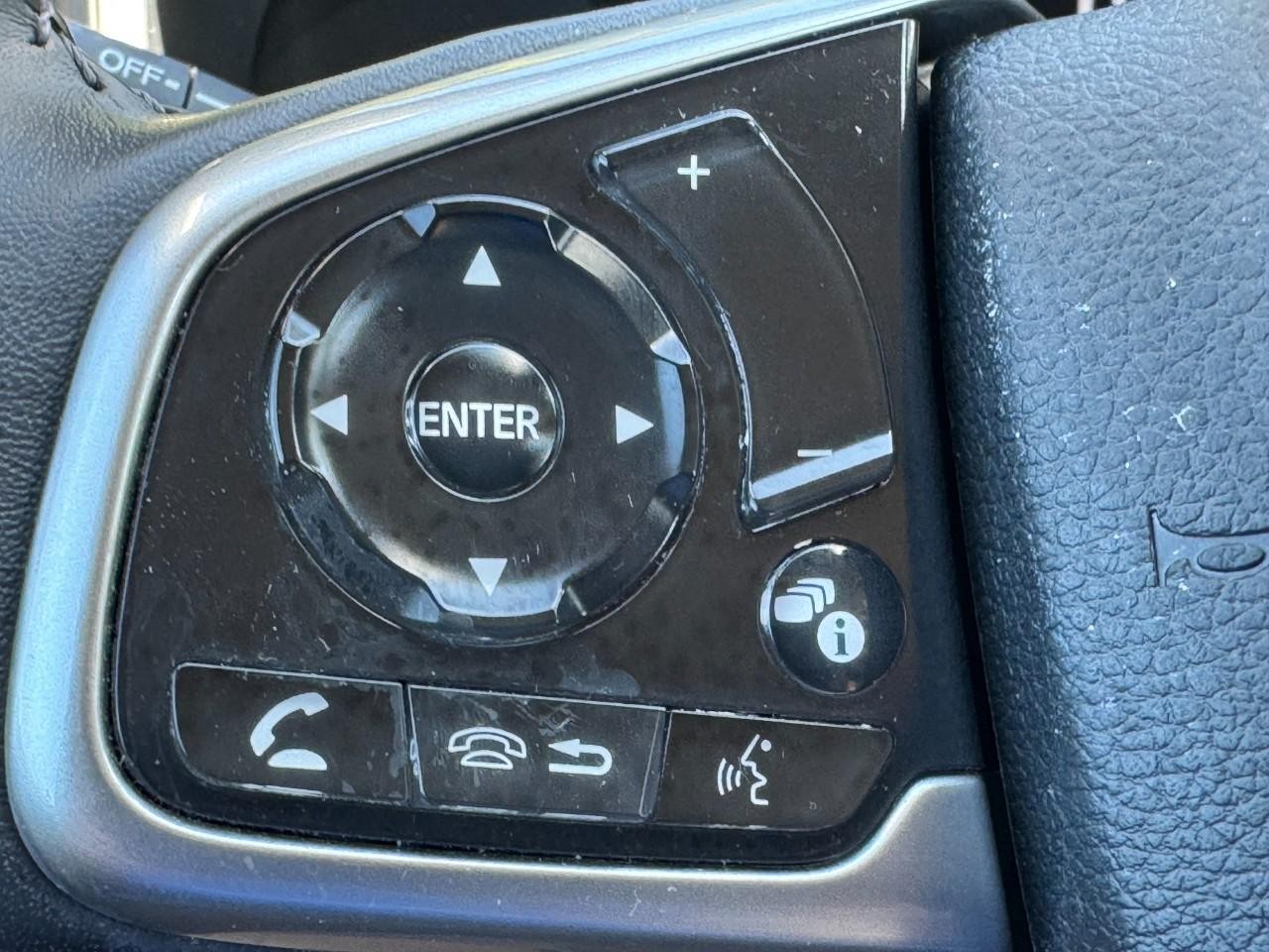 Honda CR-V Vehicle Full-screen Gallery Image 20