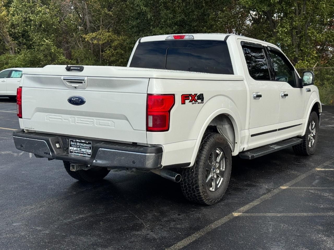 Ford F-150 Vehicle Full-screen Gallery Image 05
