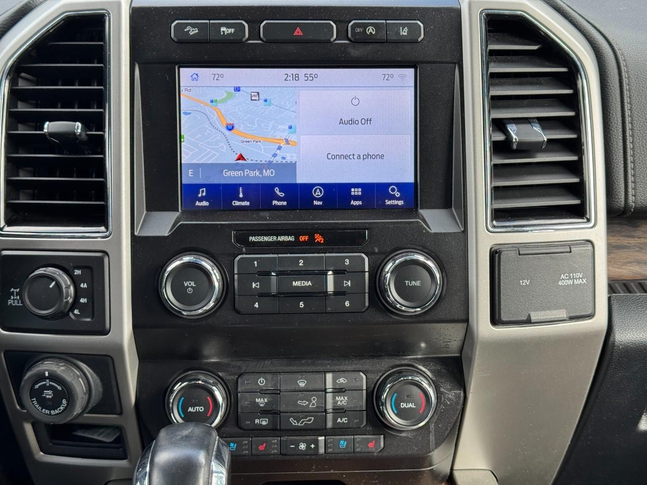 Ford F-150 Vehicle Full-screen Gallery Image 15