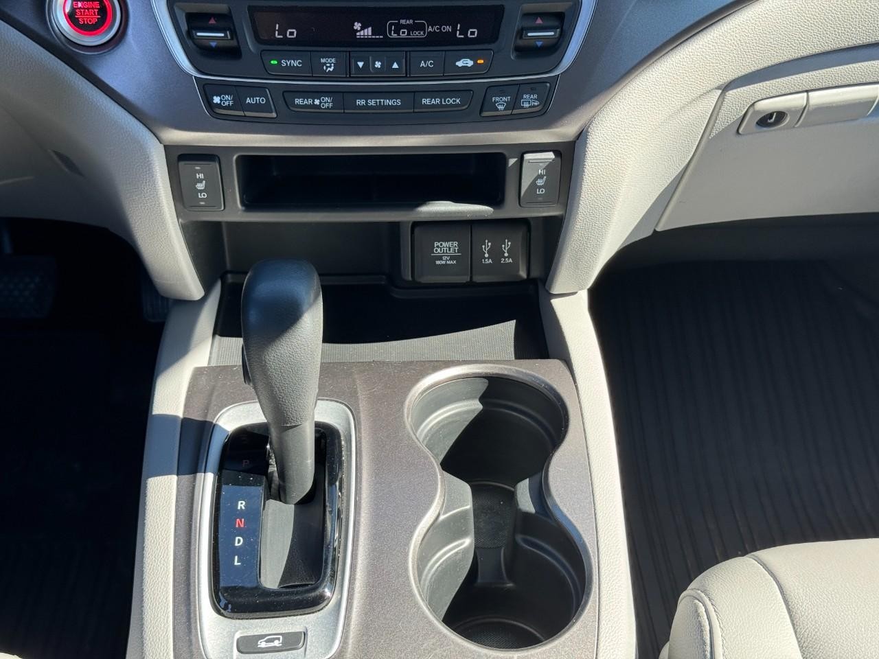 2016 Honda Pilot EX-L - Photo 16