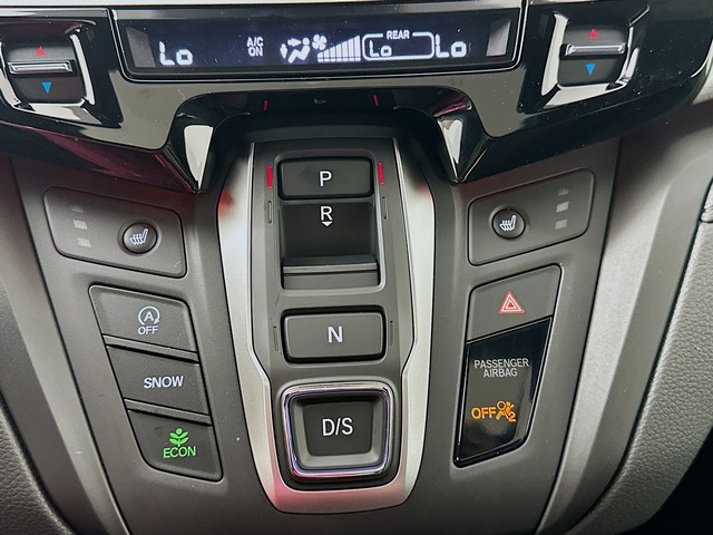Honda Odyssey Vehicle Full-screen Gallery Image 23