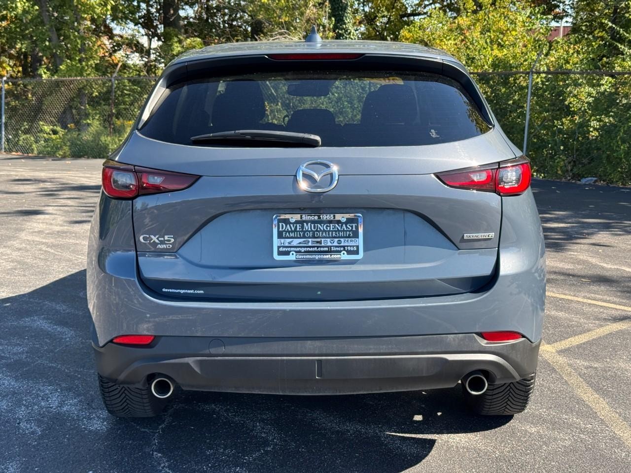 Mazda CX-5 Vehicle Full-screen Gallery Image 07