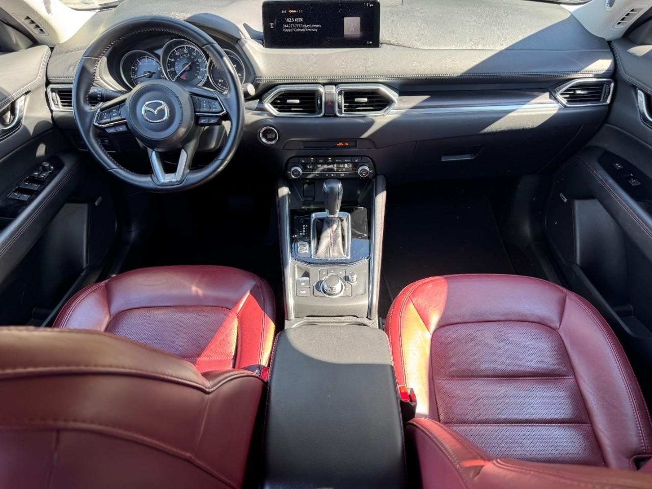 Mazda CX-5 Vehicle Full-screen Gallery Image 13