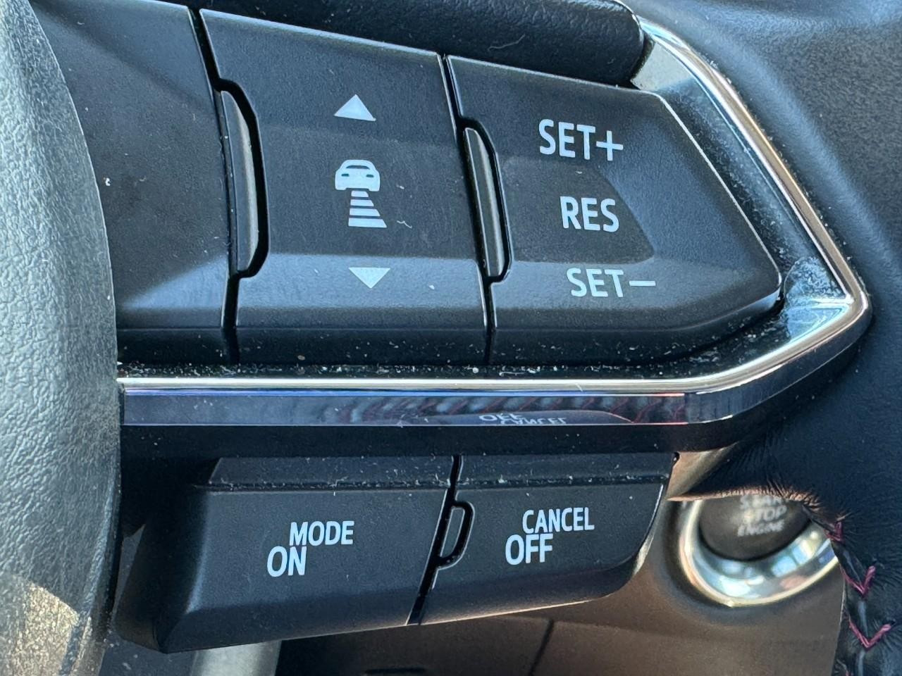 Mazda CX-5 Vehicle Full-screen Gallery Image 21