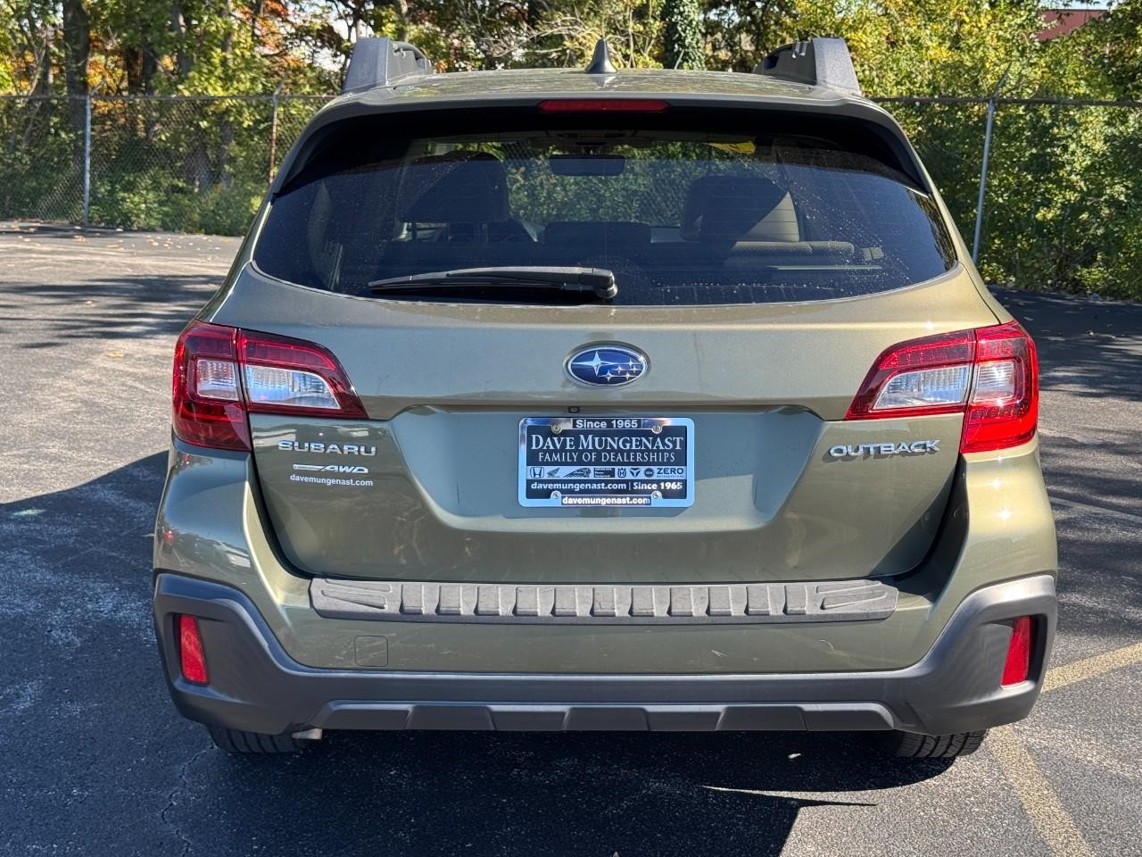 Subaru Outback Vehicle Full-screen Gallery Image 06