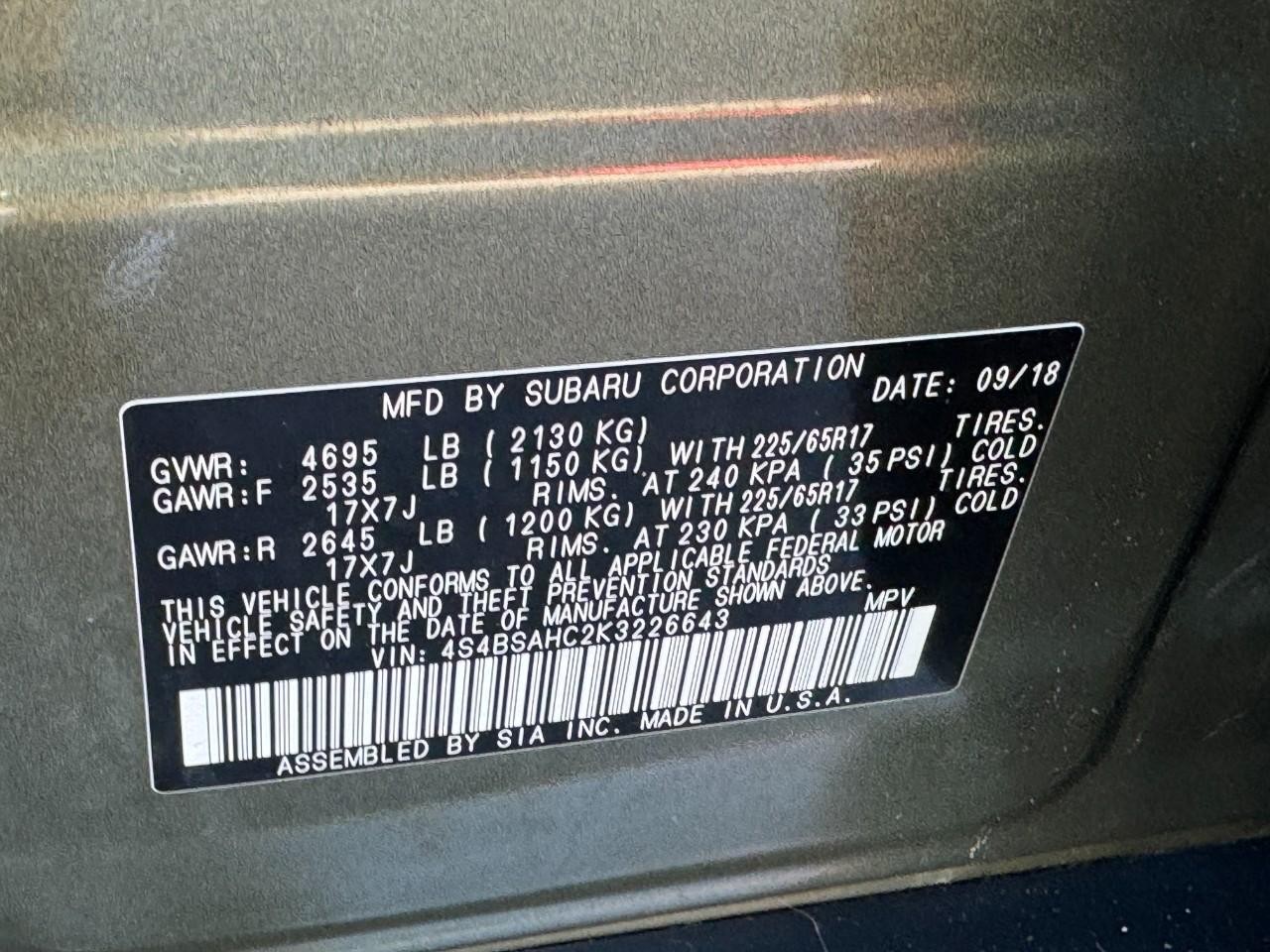 Subaru Outback Vehicle Full-screen Gallery Image 25