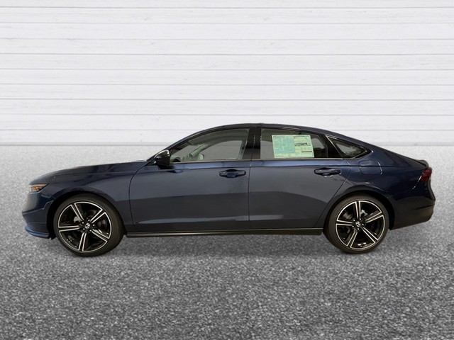 Honda Accord Sedan Vehicle Full-screen Gallery Image 03