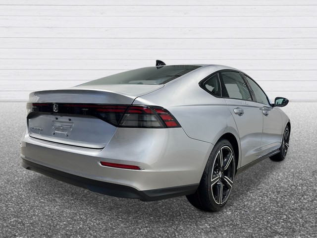 Honda Accord Sedan Vehicle Full-screen Gallery Image 06