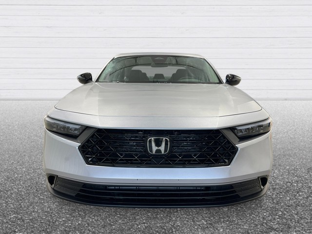 Honda Accord Sedan Vehicle Full-screen Gallery Image 10