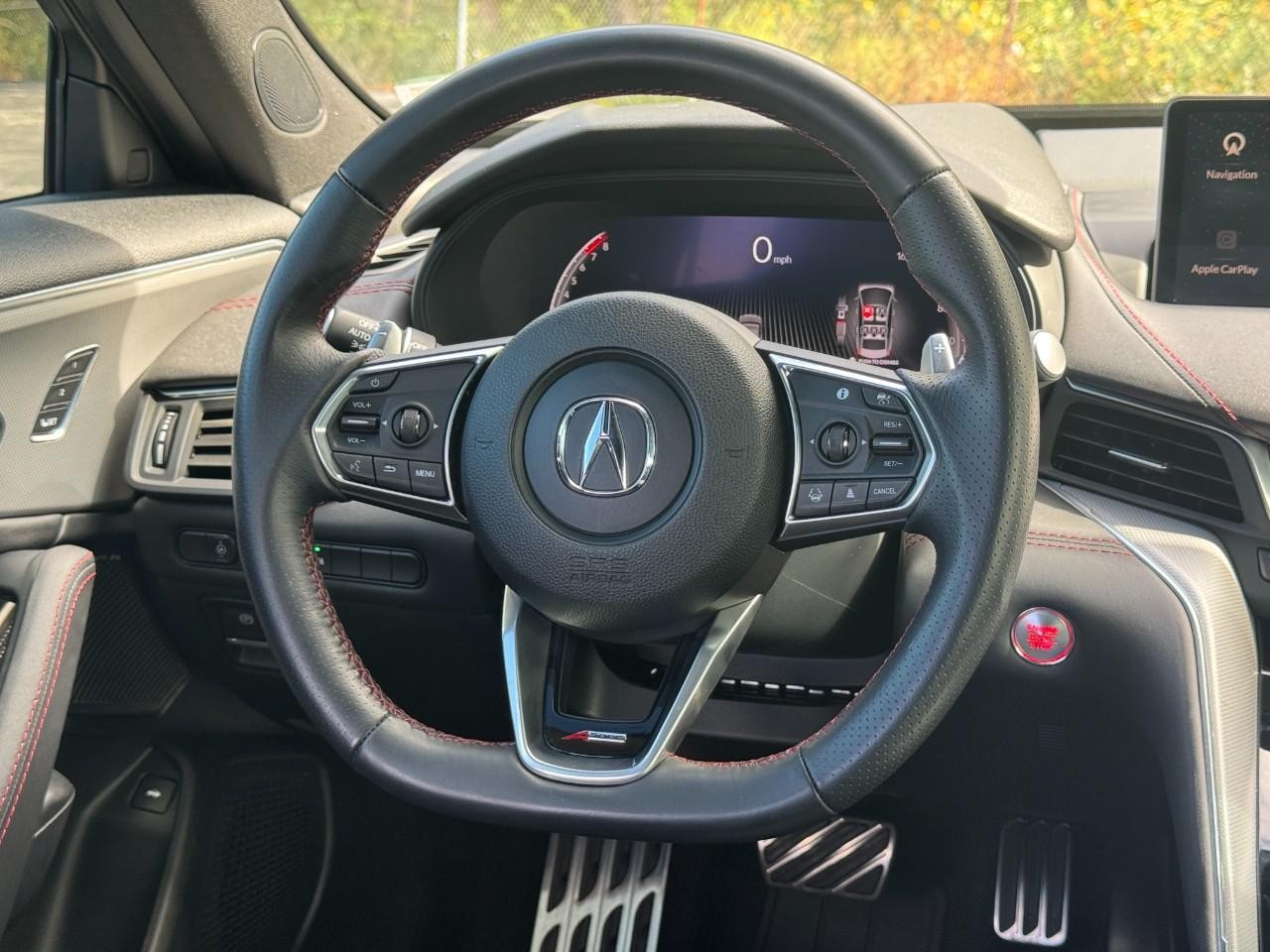 Acura TLX Vehicle Full-screen Gallery Image 14