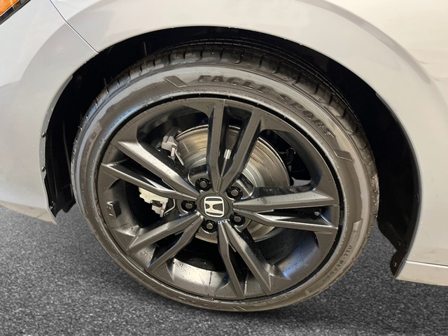 Honda Civic Si Vehicle Full-screen Gallery Image 12