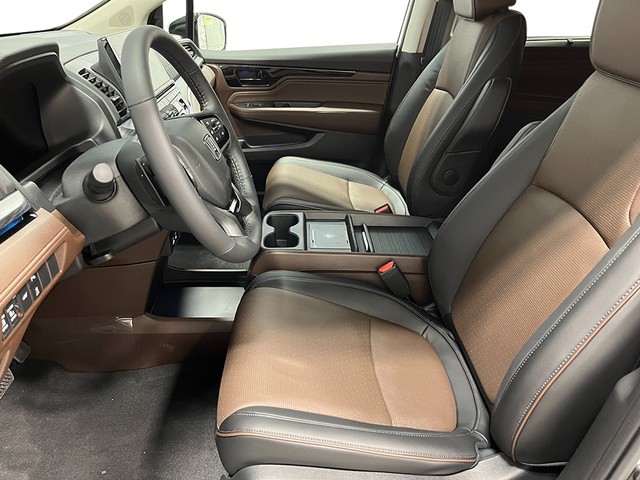 Honda Odyssey Vehicle Full-screen Gallery Image 14