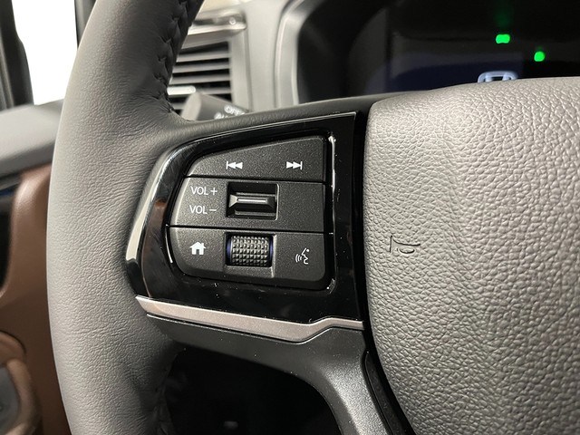 Honda Odyssey Vehicle Full-screen Gallery Image 17