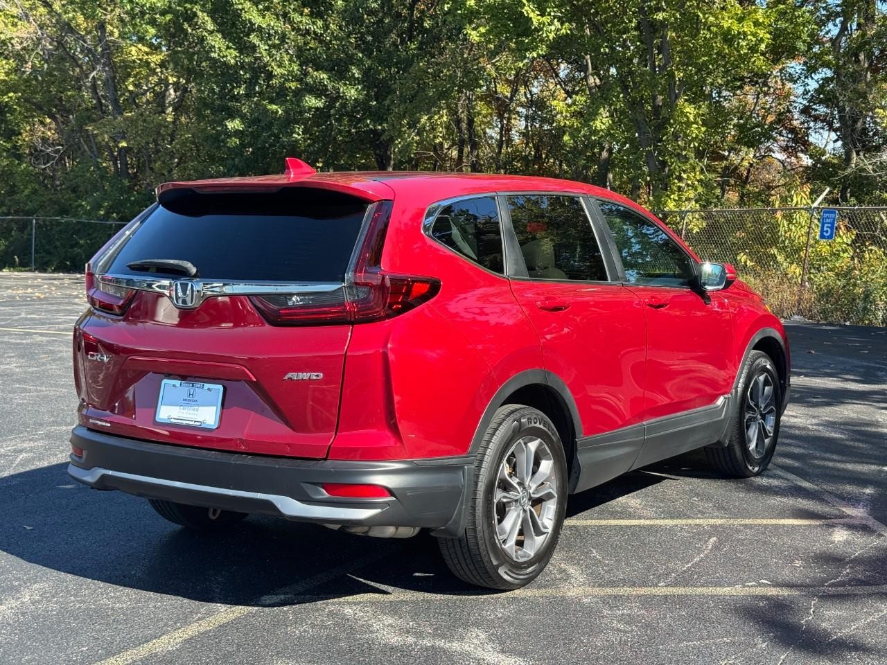 Honda CR-V Vehicle Full-screen Gallery Image 04