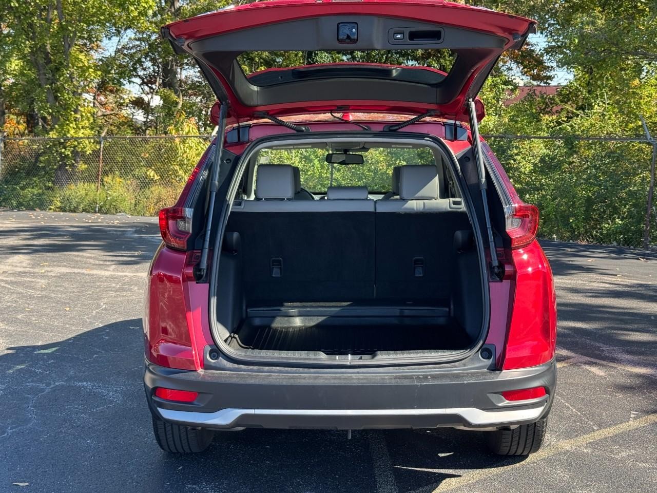 Honda CR-V Vehicle Full-screen Gallery Image 05