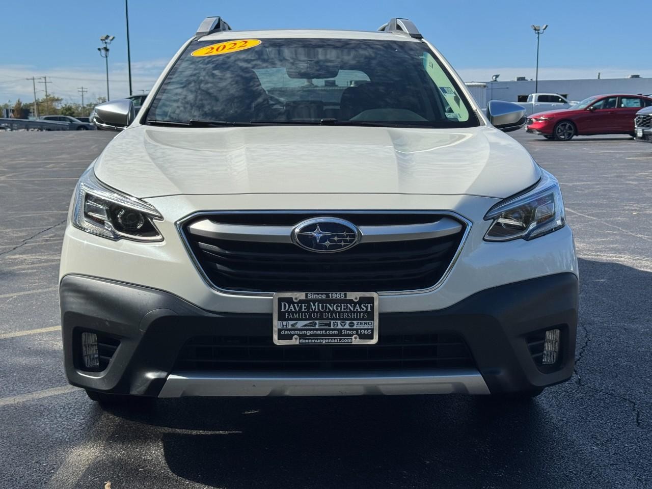 Subaru Outback Vehicle Full-screen Gallery Image 11