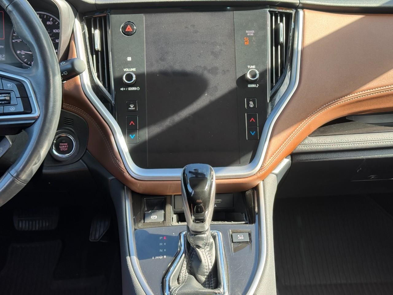Subaru Outback Vehicle Full-screen Gallery Image 15