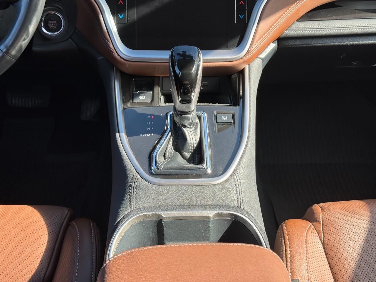 Subaru Outback Vehicle Full-screen Gallery Image 16