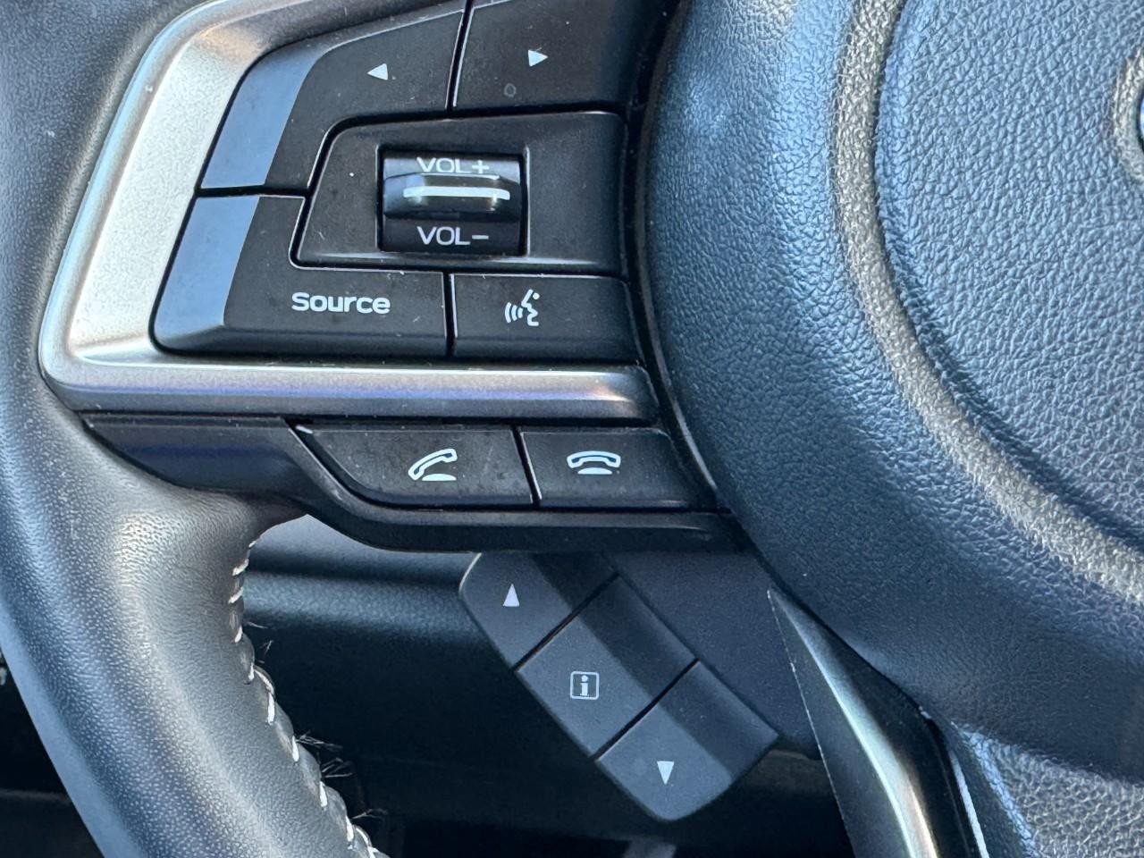 Subaru Outback Vehicle Full-screen Gallery Image 21