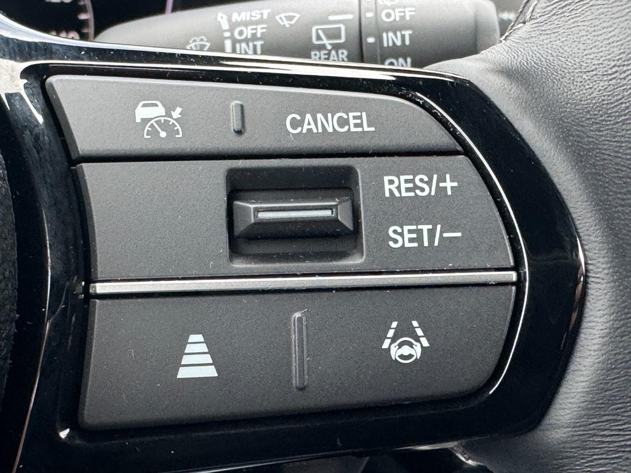 Honda Civic Hatchback Vehicle Full-screen Gallery Image 21