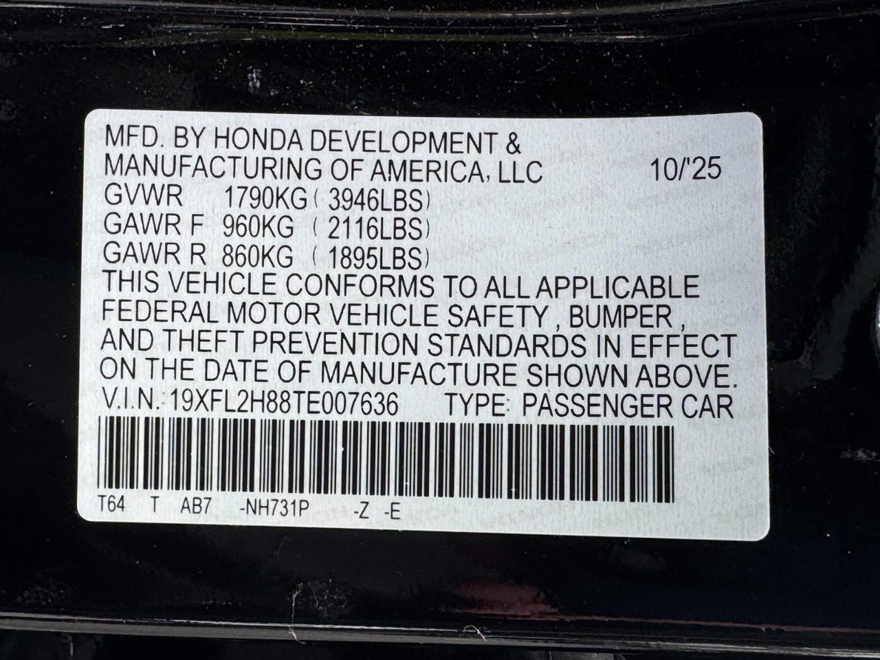 Honda Civic Hatchback Vehicle Full-screen Gallery Image 24