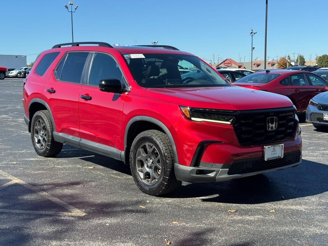 Honda Pilot Vehicle Full-screen Gallery Image 02