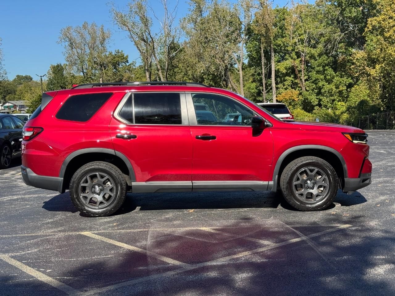 Honda Pilot Vehicle Full-screen Gallery Image 03