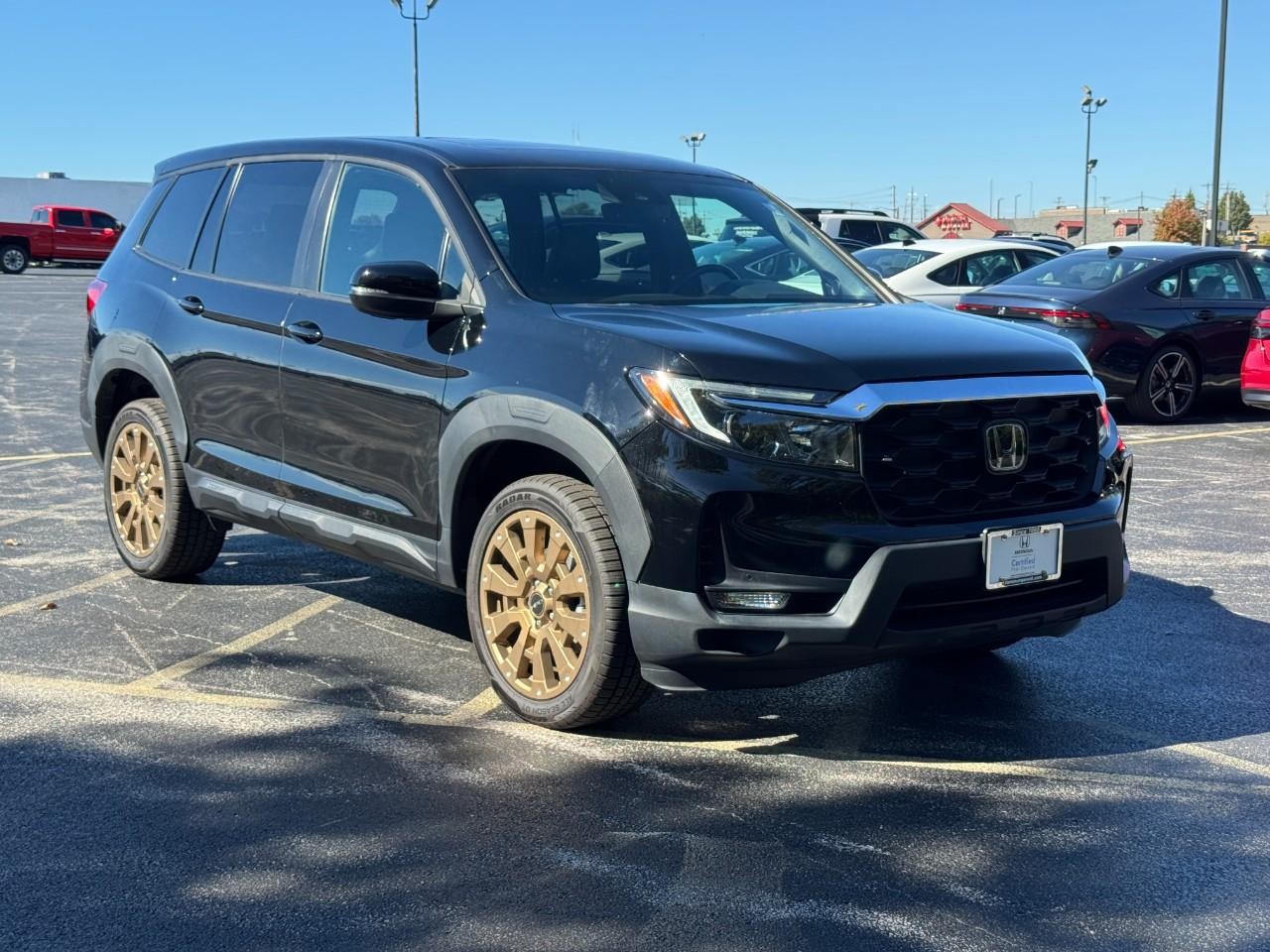 Honda Passport Vehicle Full-screen Gallery Image 02