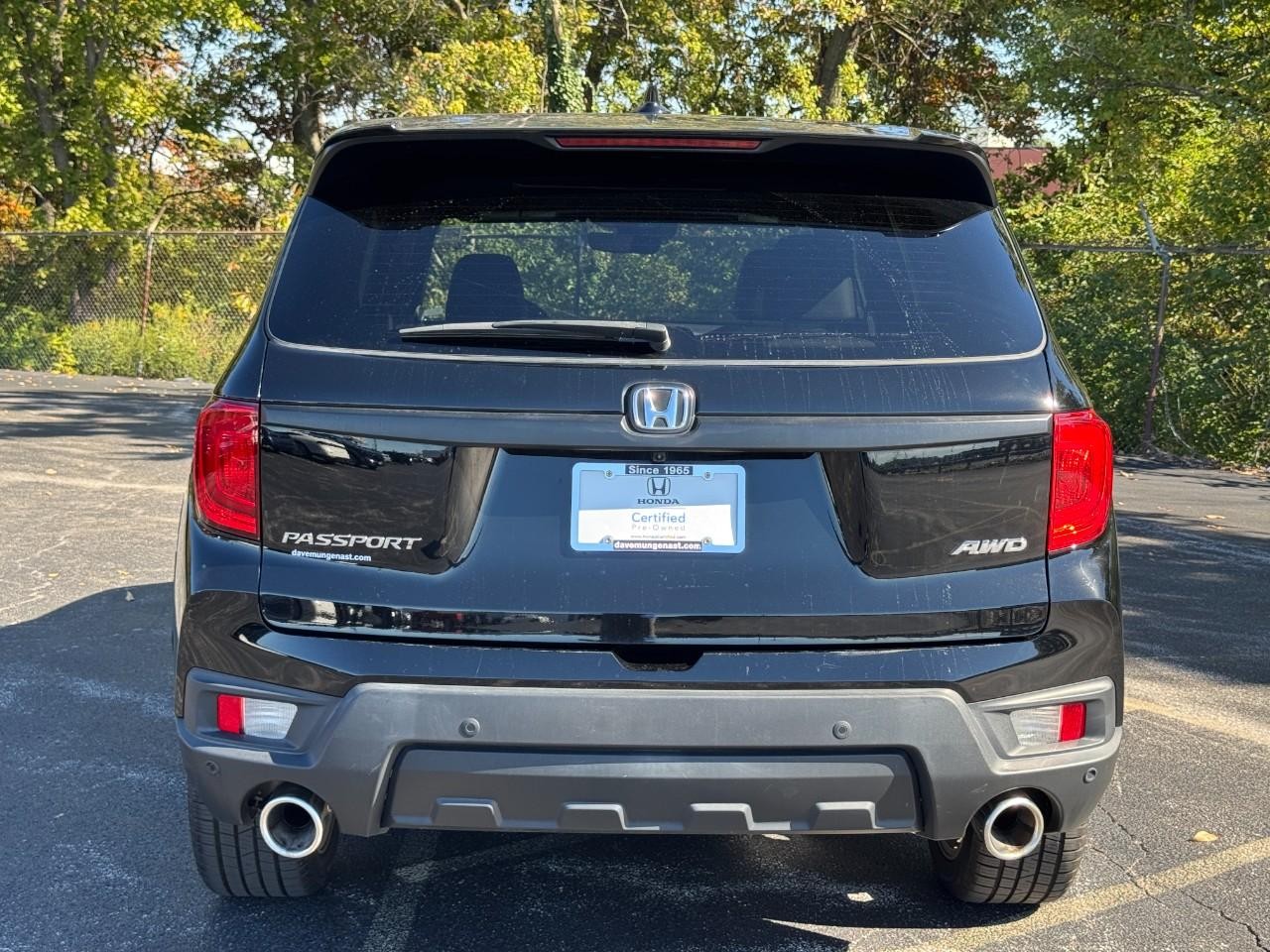 Honda Passport Vehicle Full-screen Gallery Image 06