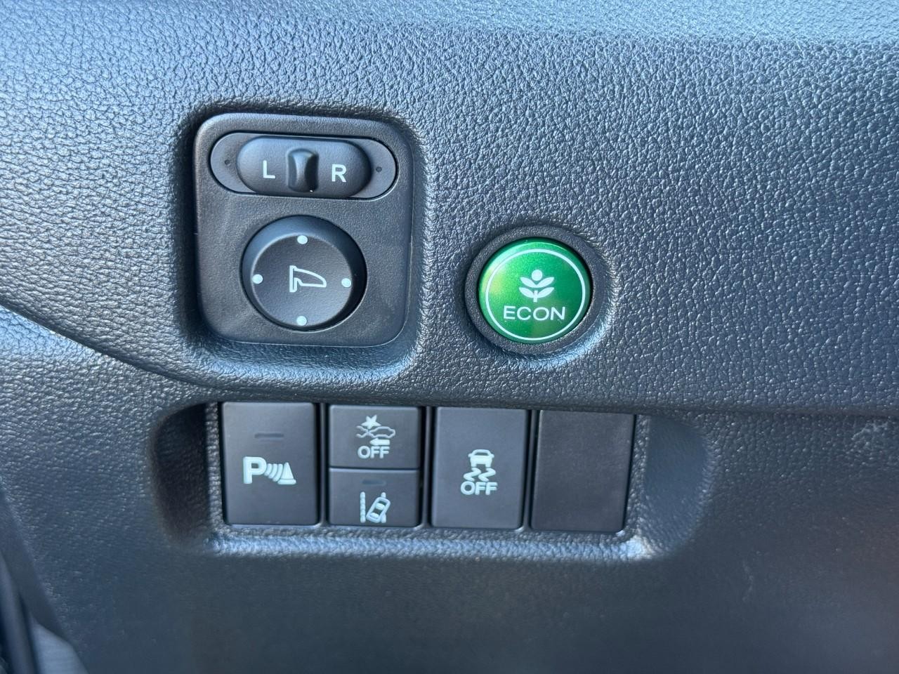 Honda Passport Vehicle Full-screen Gallery Image 20