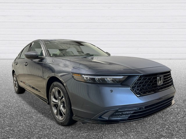 Honda Accord Hybrid Vehicle Full-screen Gallery Image 10