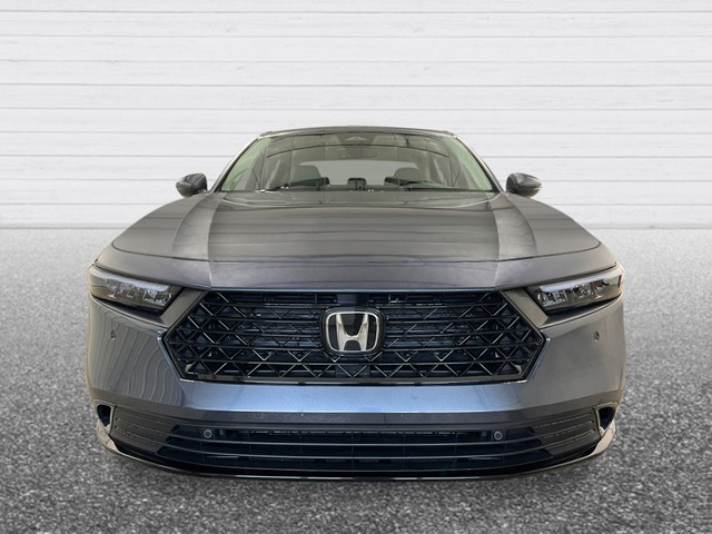 Honda Accord Hybrid Vehicle Full-screen Gallery Image 11