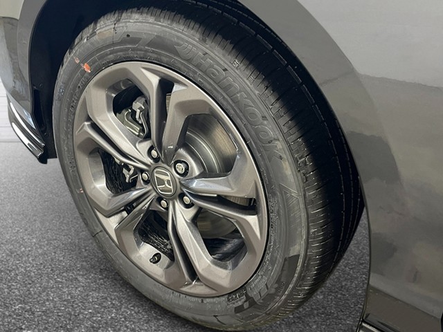 Honda Accord Hybrid Vehicle Full-screen Gallery Image 12