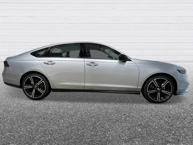 Honda Accord Sedan Vehicle Full-screen Gallery Image 08