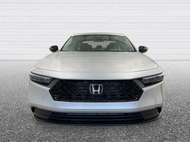Honda Accord Sedan Vehicle Full-screen Gallery Image 10