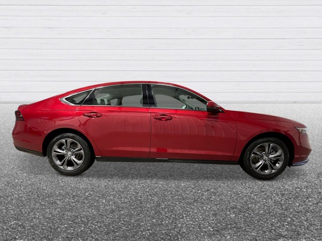 Honda Accord Hybrid Vehicle Full-screen Gallery Image 09