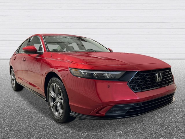 Honda Accord Hybrid Vehicle Full-screen Gallery Image 10