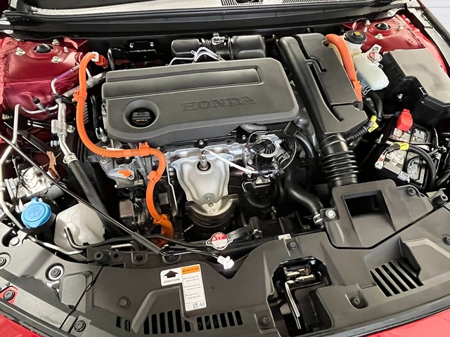 Honda Accord Hybrid Vehicle Full-screen Gallery Image 12