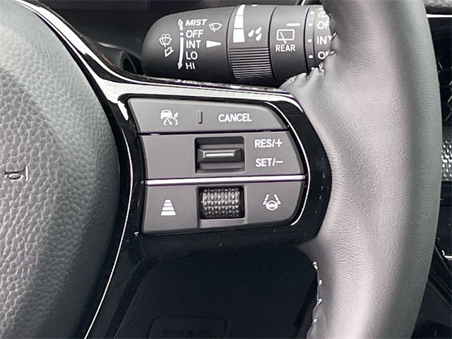 Honda CR-V Vehicle Full-screen Gallery Image 16