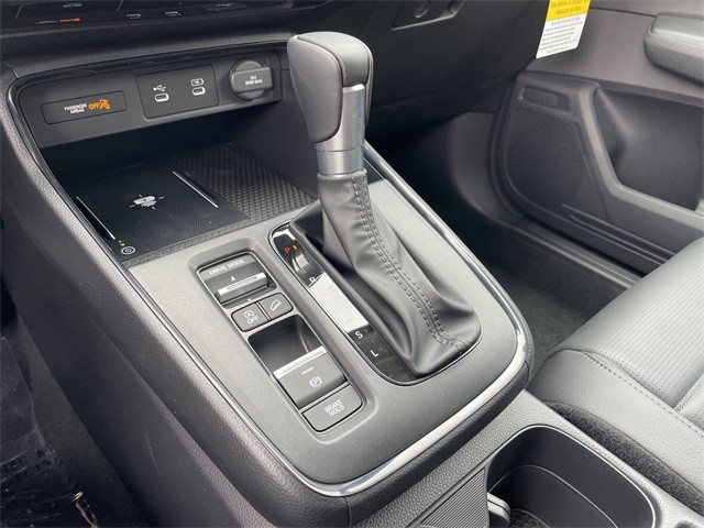 Honda CR-V Vehicle Full-screen Gallery Image 19