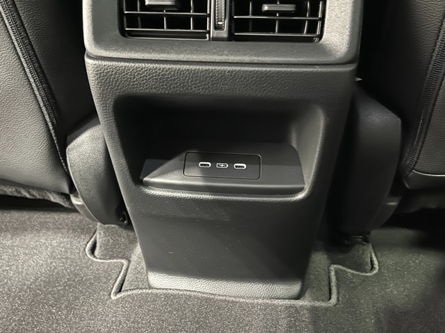 Honda CR-V Vehicle Full-screen Gallery Image 26