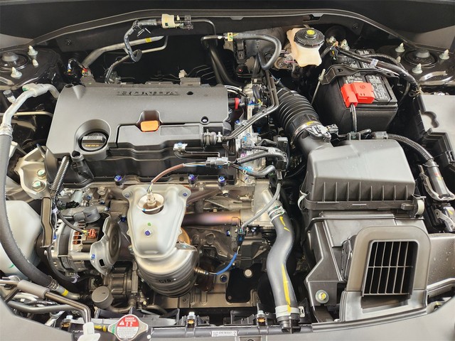 Honda HR-V Vehicle Full-screen Gallery Image 09