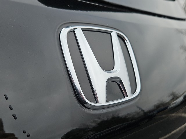 Honda HR-V Vehicle Full-screen Gallery Image 10