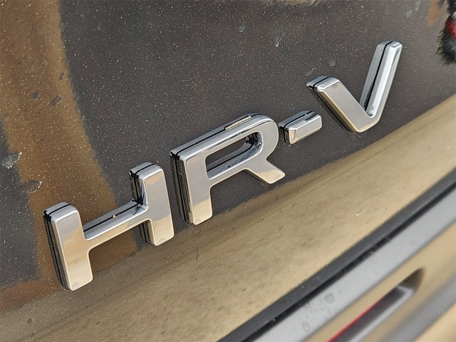 Honda HR-V Vehicle Full-screen Gallery Image 11