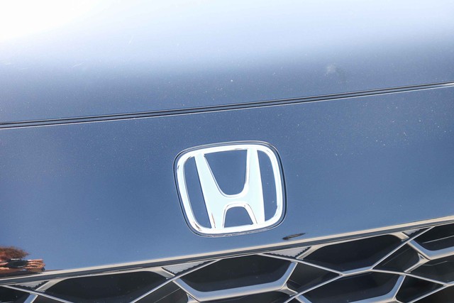 Honda HR-V Vehicle Full-screen Gallery Image 12