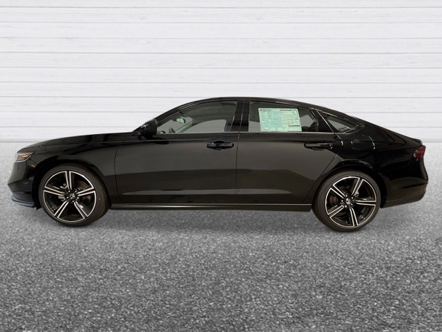 Honda Accord Sedan Vehicle Full-screen Gallery Image 03