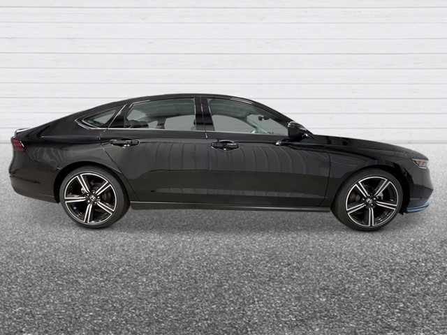 Honda Accord Sedan Vehicle Full-screen Gallery Image 08