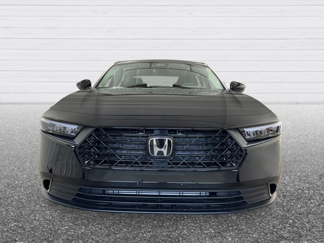 Honda Accord Sedan Vehicle Full-screen Gallery Image 10