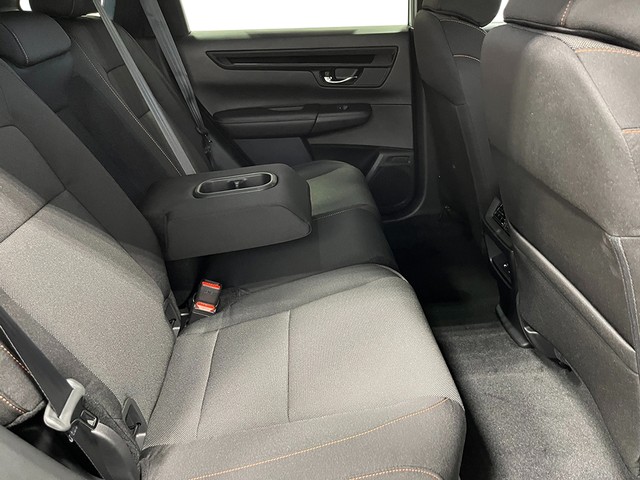 Honda CR-V Hybrid Vehicle Full-screen Gallery Image 29